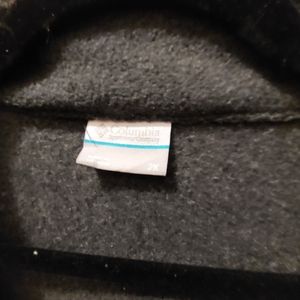 Columbia vest